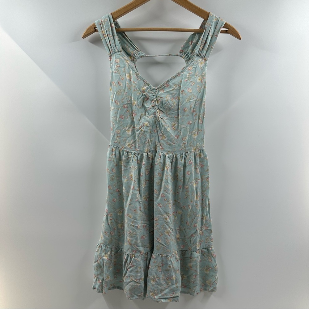 Forever 21 Light Caribbean Blue Paisley Floral Dress – Size Medium